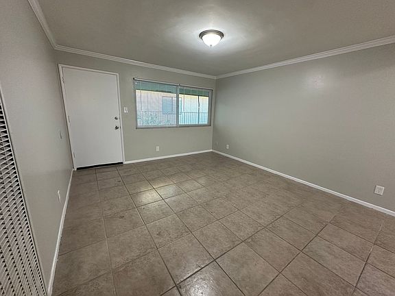 4th image of 536 Saint Louis Ave APT 7