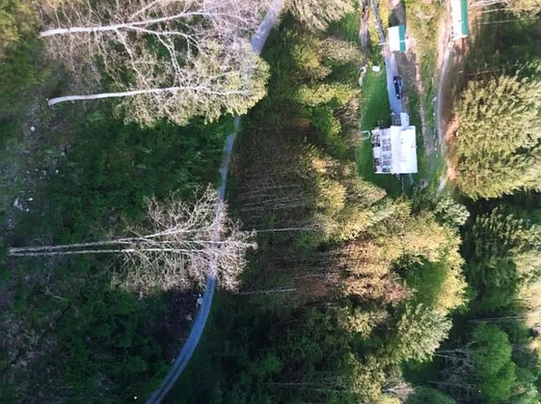 379 Dairy Barn Rd, Bluefield, VA 24605