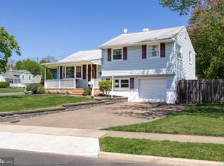 1 Glenwood Rd, Lumberton, NJ 08048