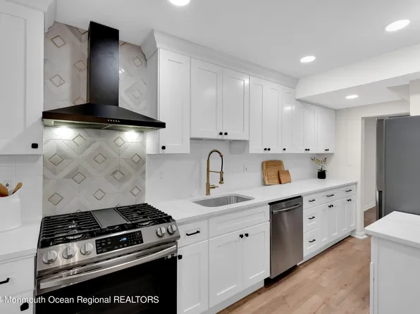 112 Barker Avenue, Shrewsbury Twp, NJ 07724