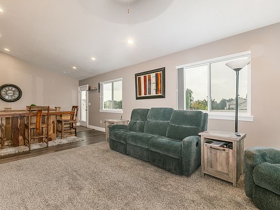 5th image of 1403 N Providence Way