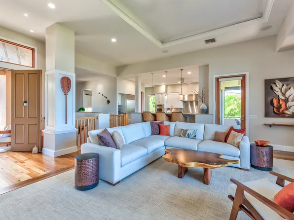318 Aalii Way, Lahaina, HI 96761