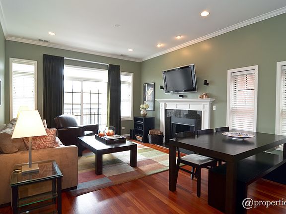 Living Room/Dining Room