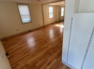 7 Pleasant St, Nashua, NH 03060