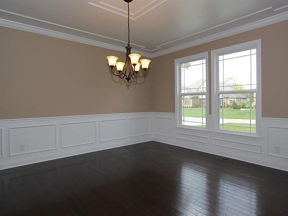 5th image of 8550 Avalon Ln