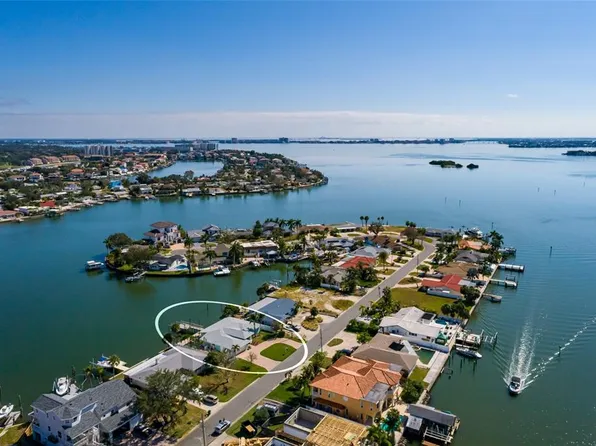 1440 Sea Gull Dr S, Saint Petersburg, FL 33707