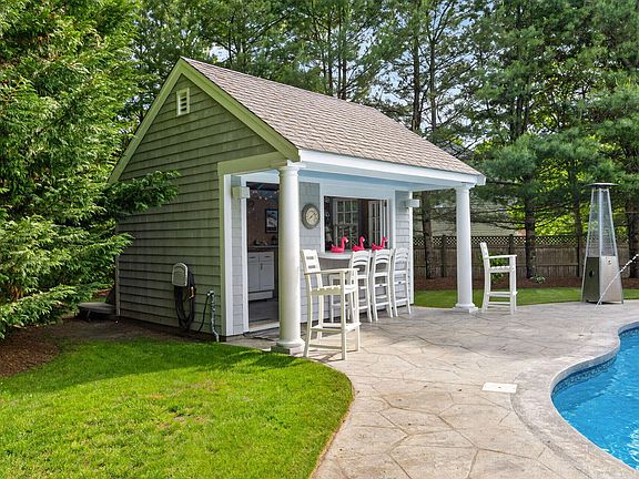 5th image of 9 Bakers Pond Road