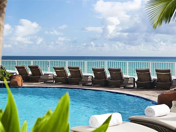 3rd image of 18001 Collins Ave #2604