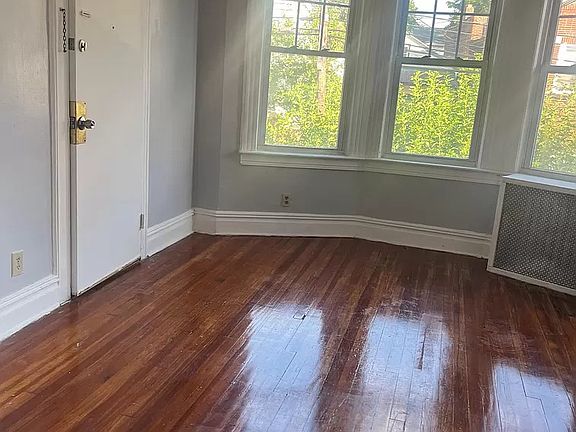 4th image of 81-83 Harrison Ave #1L
