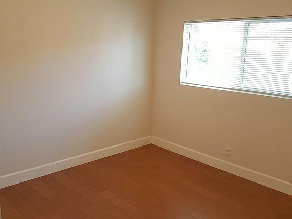 5th image of 9823 E Cortada St
