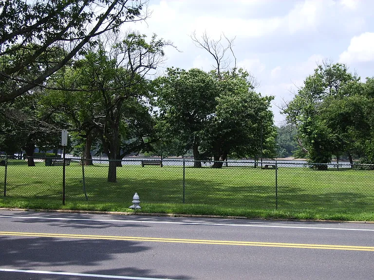 600 W Front St — Photo 3