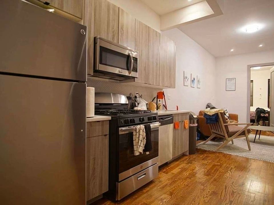 1st image of 274 Chauncey St #L2