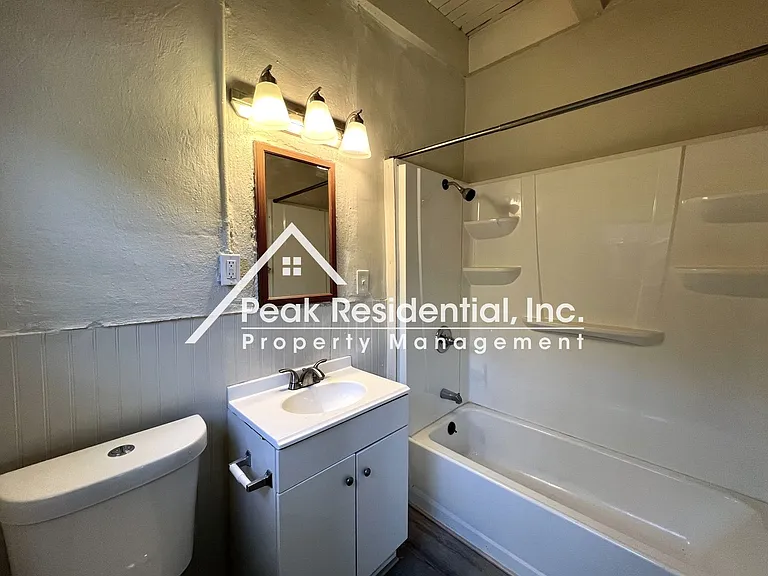 4900 Parker Ave #A — Photo 8