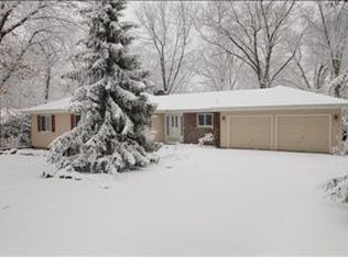 6370 Willow Brook Dr, Kalamazoo, MI