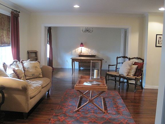 3rd image of 5858 Berkshire Ave