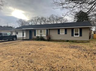 2013 College St SE, Decatur, AL 35601