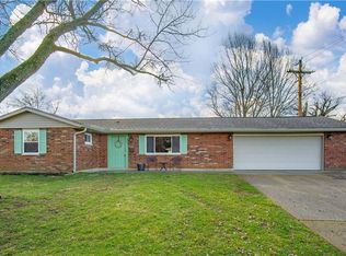 2576 Wyoming Dr, Xenia, OH 45385