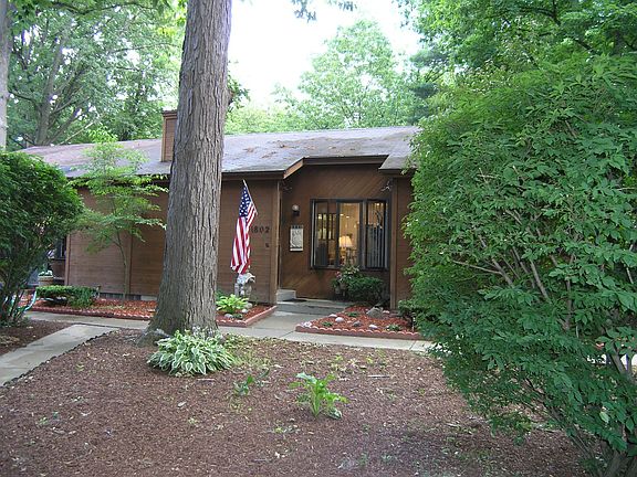 1802 Earthstone Drive