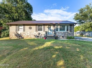 390 Jim Conner Rd, Lenoir City, TN 37772