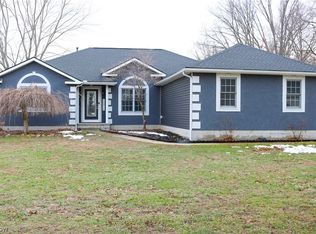 10818 Church Rd, Huron, OH 44839