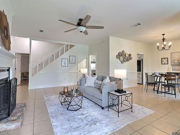 3rd image of 15372 Summerwood Ave