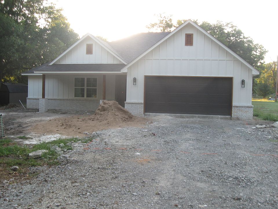 1st image of 2056 N Cherokee Ave