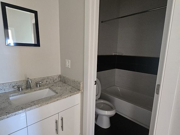 2nd image of 647 Ocean Ave #G2