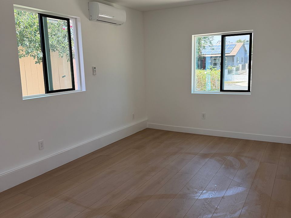 1st image of 22632 Gilmore St