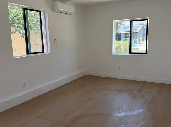 22632 Gilmore St, West Hills, CA 91307