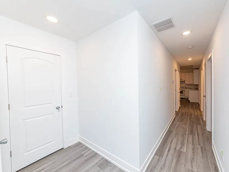 4616 N Monticello Ave #2 — Photo 10