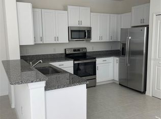 32077 Powderpuff Mimosa Dr, San Antonio, FL 33576