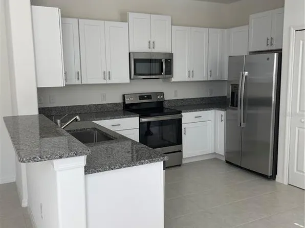 32077 Powderpuff Mimosa Dr, San Antonio, FL 33576