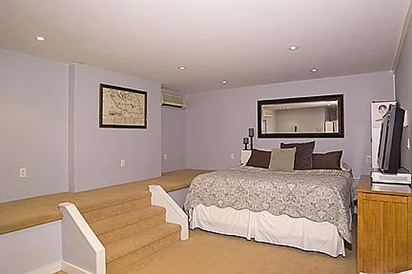 Rented by JMK Realty | media 3