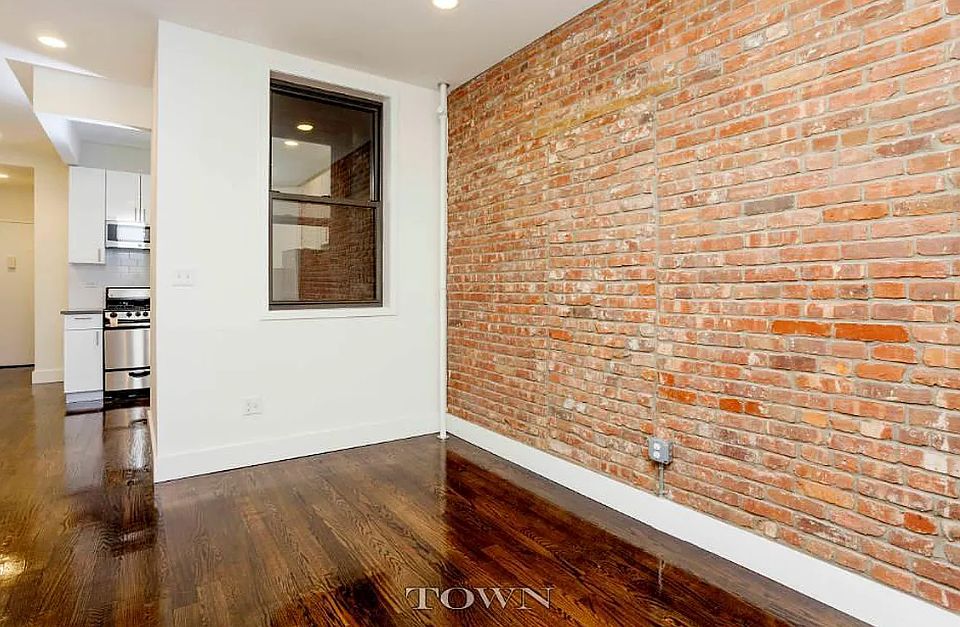 2nd image of 207 8th Ave APT 2S