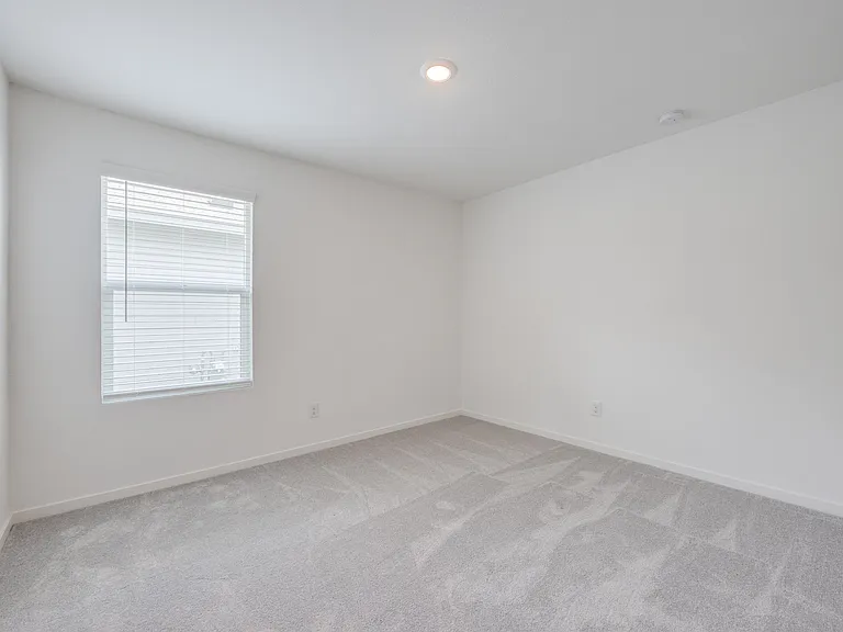 1301 Salton Ln — Photo 9