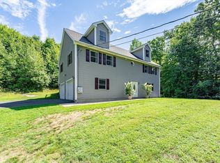 14 W Ware St, Palmer, MA 01069