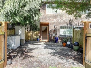 421 Ocean Ave, Manzanita, OR 97130