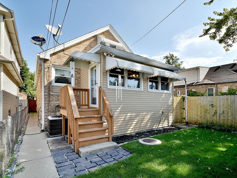 2nd image of 6036 N Menard Ave