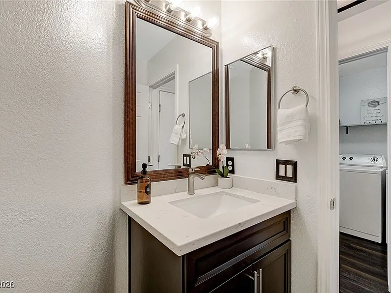 8208 Ogee Dr — Photo 8