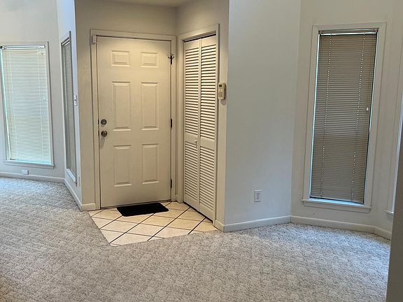 Dining area and foyer
