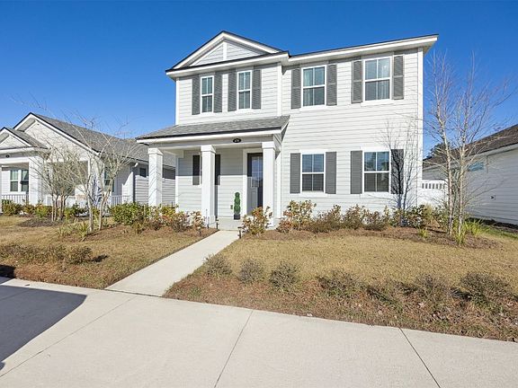 2nd image of 676 Palmetto Pl