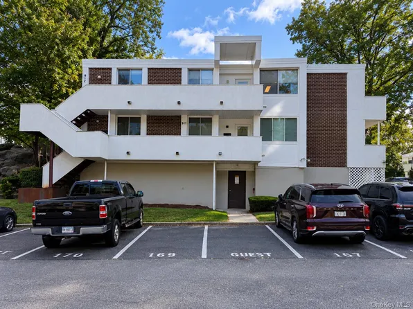 921 Colony Drive, Hartsdale, NY 10530