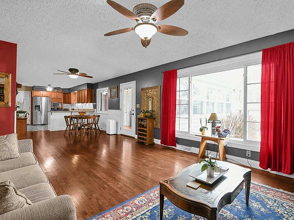 5th image of 5553 Orchid Dr NE