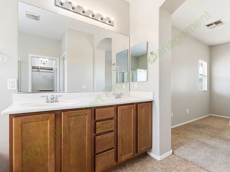 35734 N Zachary Rd — Photo 32