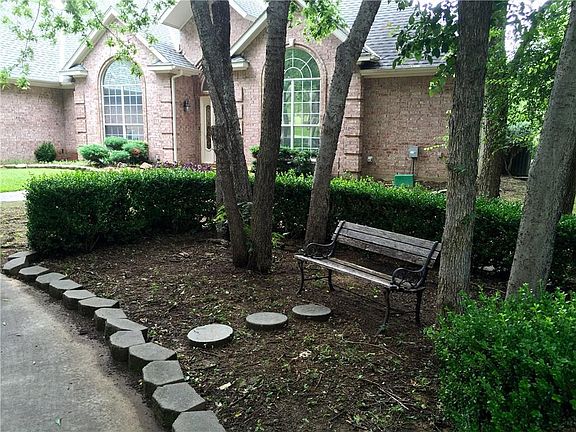 3rd image of 6557 Shoreline Dr