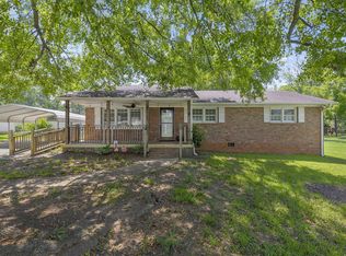 109 Crystal Dr, Cowpens, SC 29330