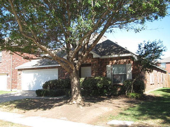 5th image of 1817 Creek Crossing Dr