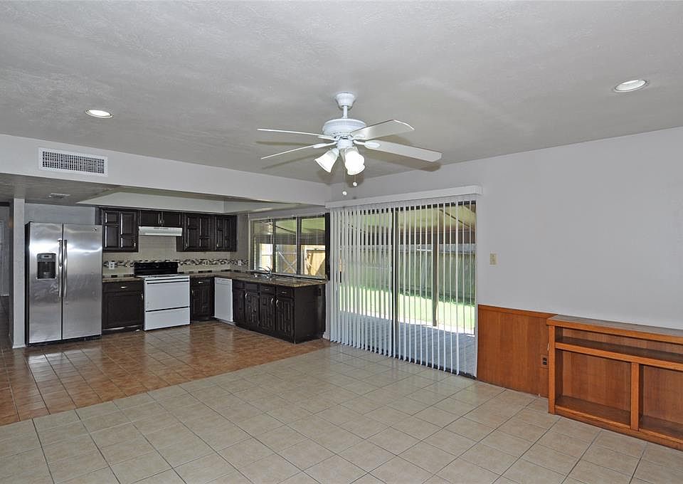 1st image of 7326 El Cresta Dr