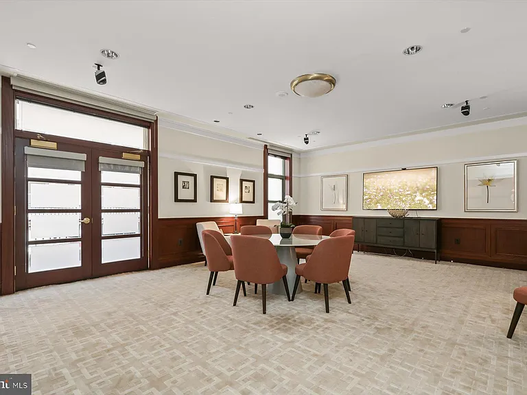 2425 NW #L — Photo 36
