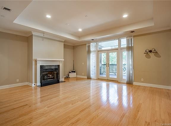 3rd image of 524 N Church St